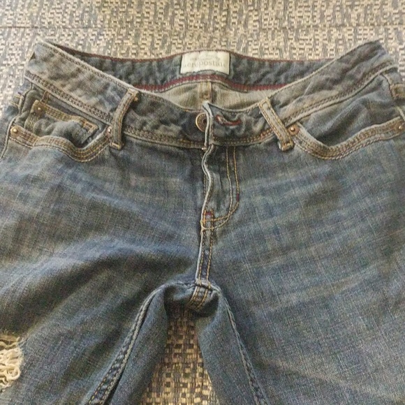 Used Aeropostale Distressed Jeans - Picture 3 of 8